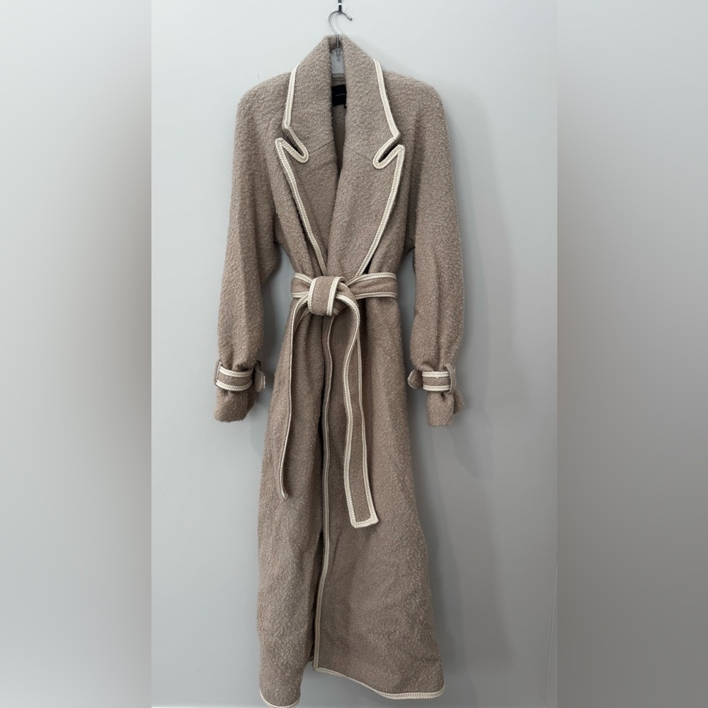 JLUXLABEL Long Cream Teddy Coat with Contrast Trim, skirt nd top included - Picture 12 of 16